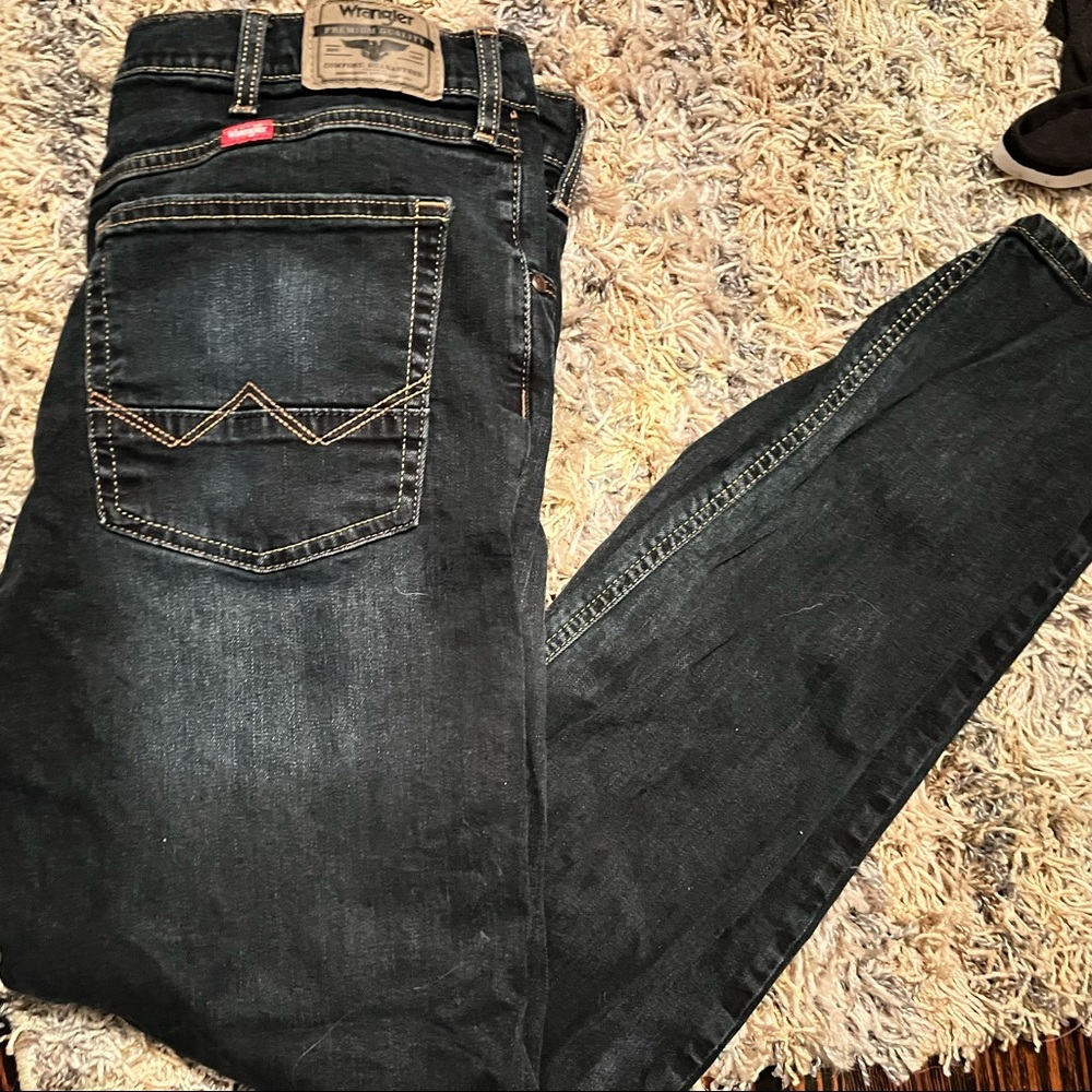 mens wrangler jeans
